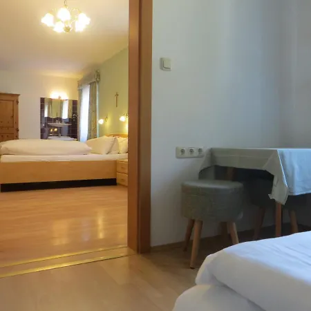 Garni Haus Jagerwirt 3*