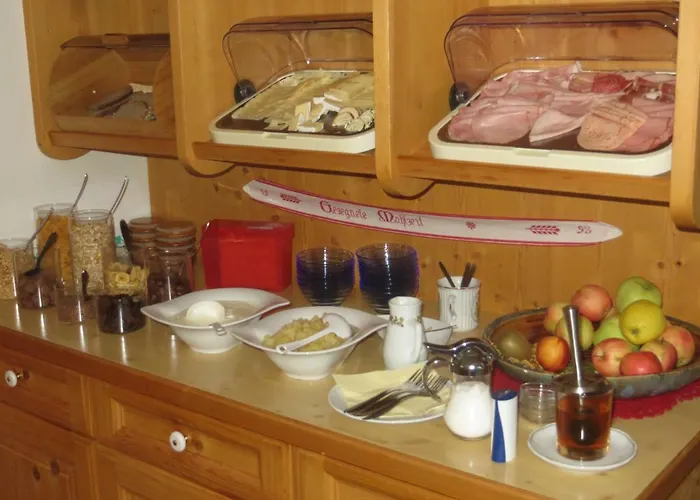 Konukevi Garni Haus Jagerwirt 3*