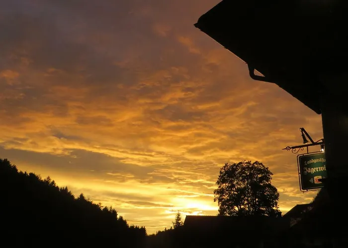 Guest house Garni Haus Jagerwirt 3*